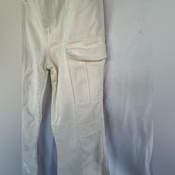 Women's Off-White Cargo Ankle Jeans - Picture 13 of 15